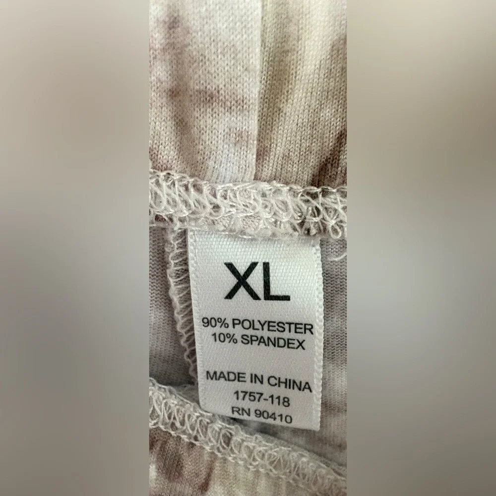 Nicole Miller Pajama Set Size XL - Picture 8 of 8